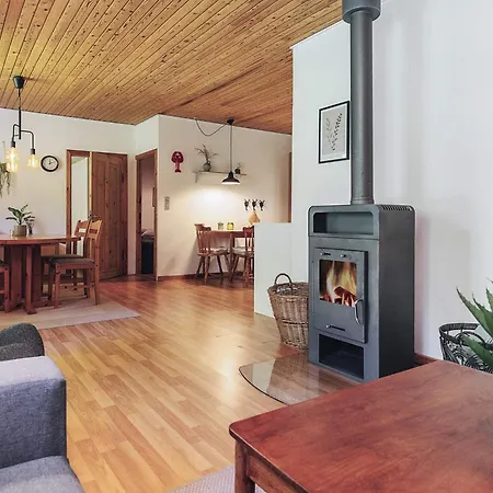 Σπίτι διακοπών 4 Person In *